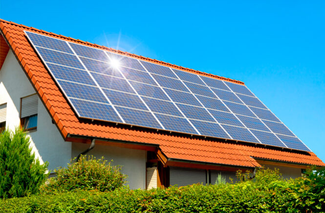 Fotovoltaica en el tejado: renueva tu tejado con energía solar
